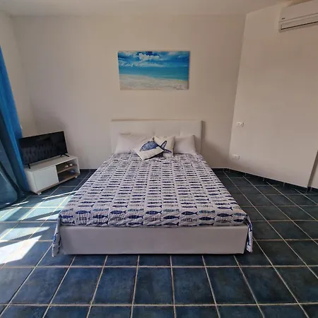 Oasi Blu Monolocale Vista Mare דירה Nebida